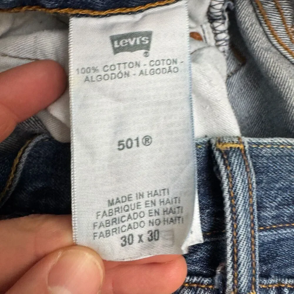 Levi's 501 Original Fit Straight Button Fly Denim Jeans Men 30x30 Blue Dark Wash